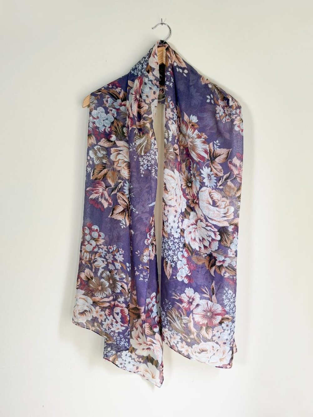 Oriflame Sweden Floral Scarf Sheer Lightweight Purple Pastel Wrap Shawl 70x27